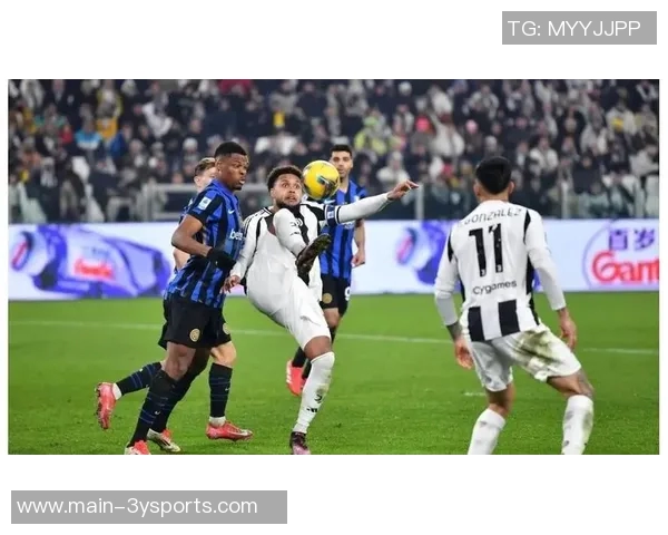 尤文图斯冬季转会窗目标锁定右后卫并希望若昂马里奥能顺利离队