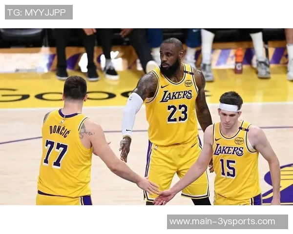 下场对阵太阳里夫斯强调团队需明确战术执行的重要性