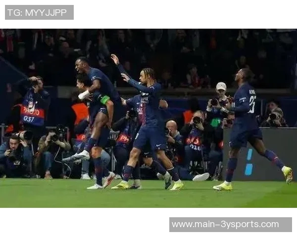 法甲精彩对决巴黎圣日耳曼主场迎战摩纳哥全力争胜 法甲精彩对决巴黎圣日耳曼主场迎战摩纳哥全力争胜